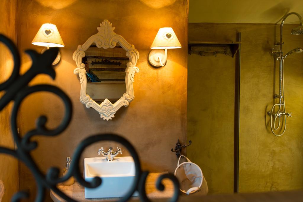 Les Chambres Du Vivier, Chambres D'Hotes Et Gite - A 100M - Durbuy Room photo